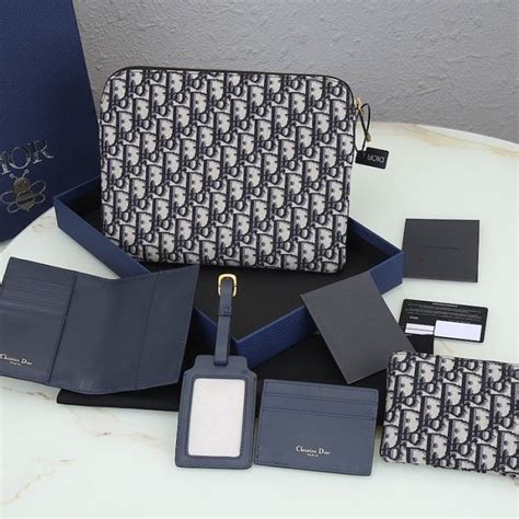 dior oblique monogram voyage|DiorTravel Travel Kit Blue Dior Oblique Jacquard.